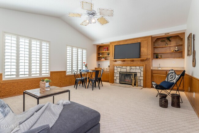 Building Photo - 12057 Falcon Crest Way