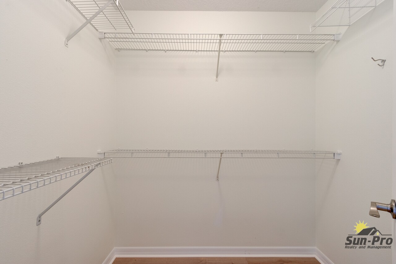 Building Photo - 5505 W Magnolia Ave