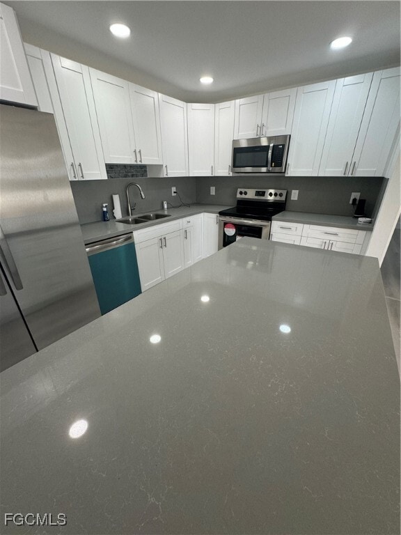 Building Photo - 1806 SE 15th Pl