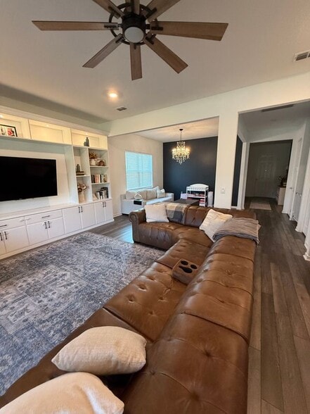 Building Photo - 12648 Hayes Clan Rd