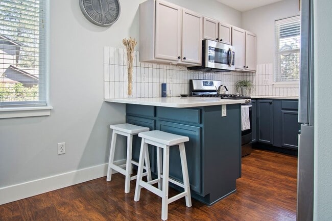 Building Photo - 61039 Honkers Ln