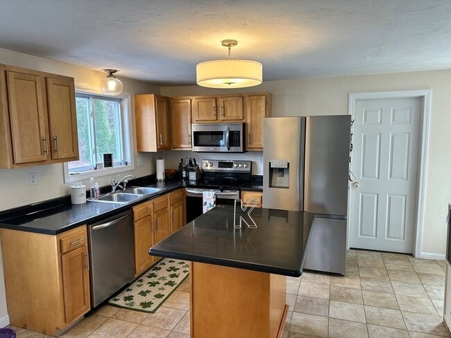 Building Photo - 59 Tynan Ave