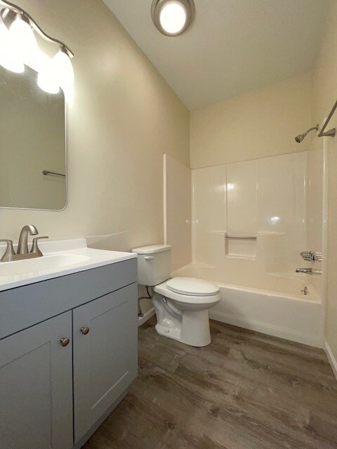 Building Photo - 4297 7th Street Rd