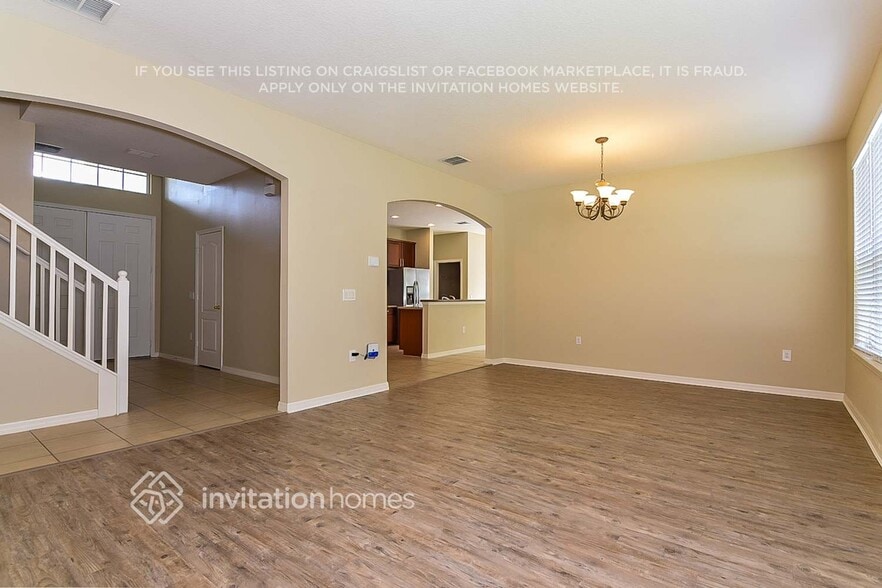 Building Photo - 3290 Fawnwood Dr