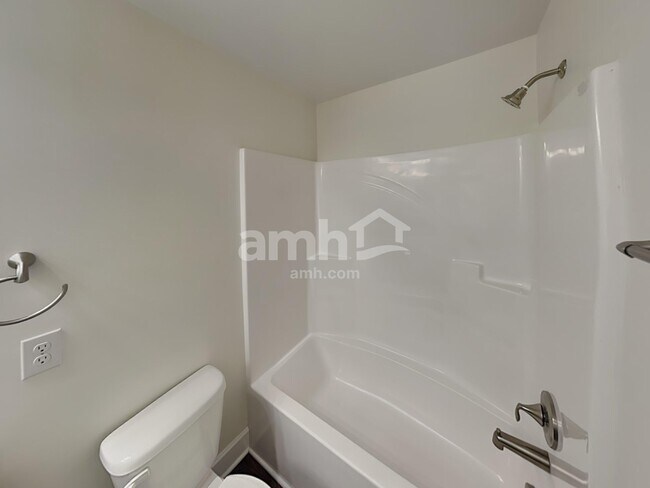 Building Photo - 807 Mary Beth Ct