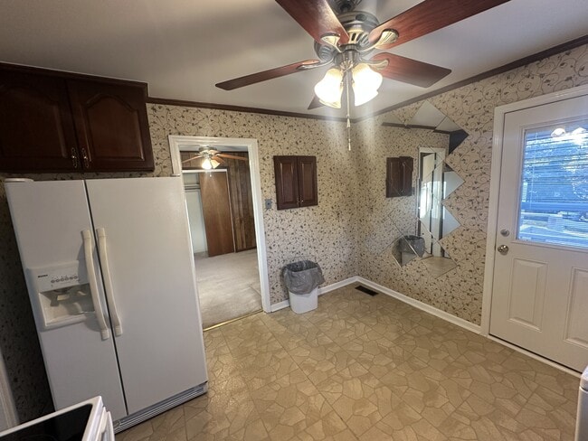 Building Photo - 1926 Boaz Rd