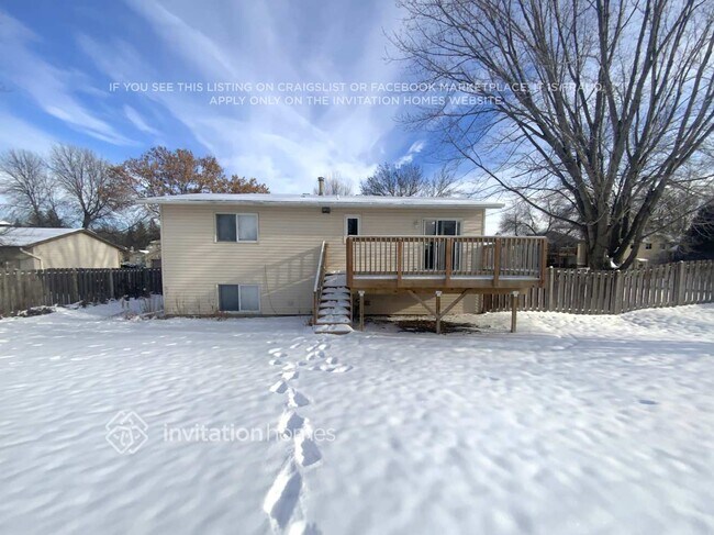 Building Photo - 7081 Quantico Ln N