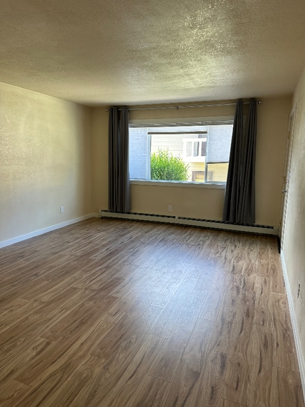Building Photo - 1028 Longstaff St
