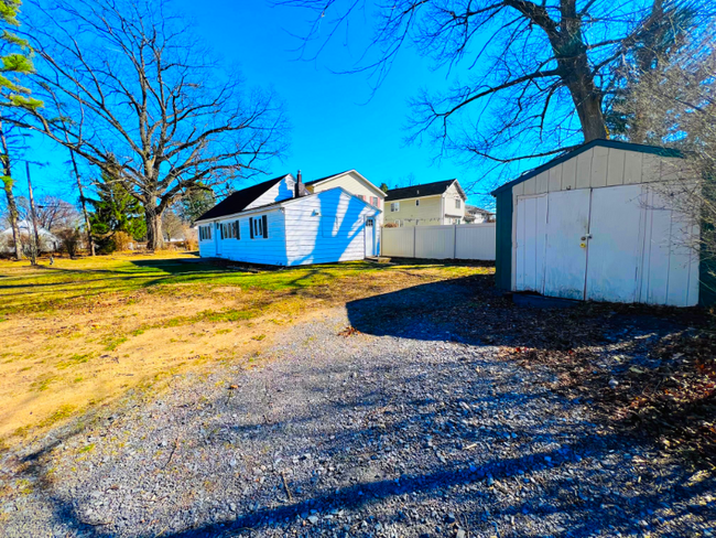 Building Photo - 2505 Edgewood Ave