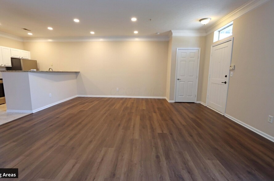 Building Photo - 6017 Craughwell Ln