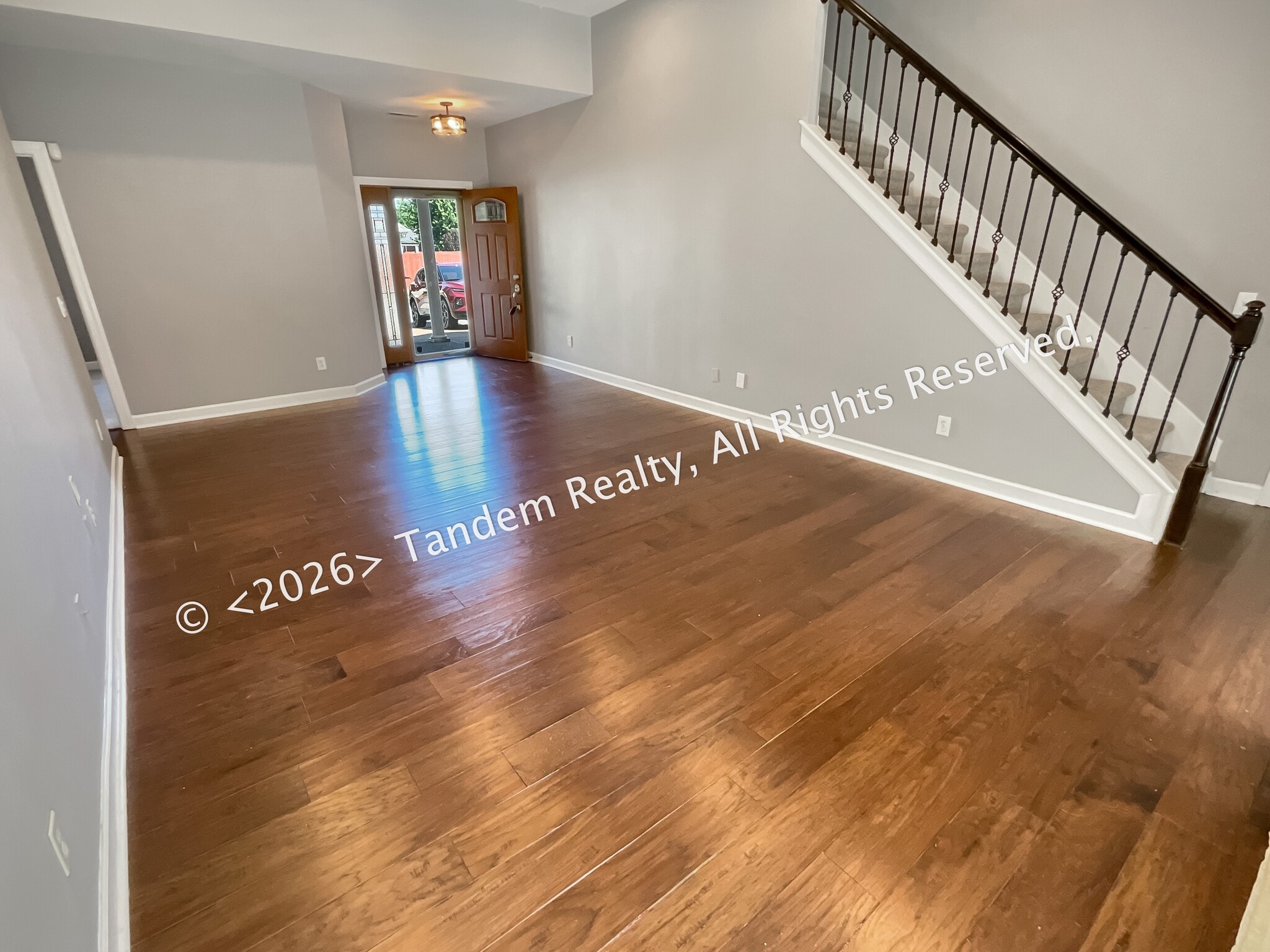 Building Photo - 6500 Lampe Ct
