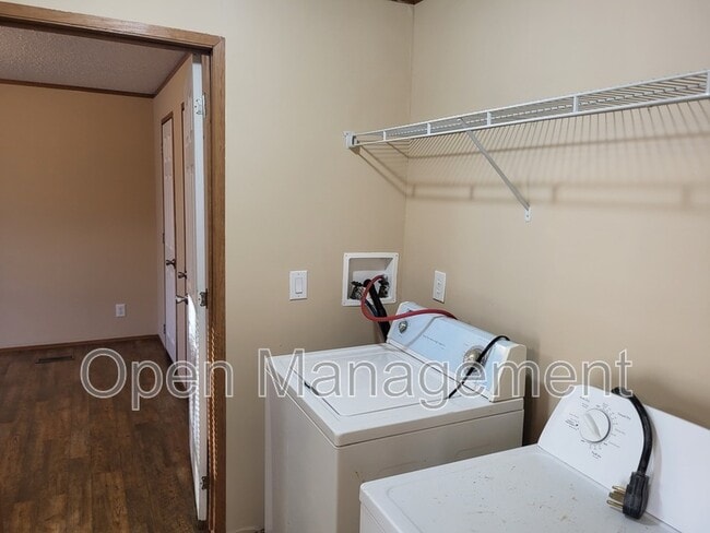 Building Photo - 3416 Kramers Ln