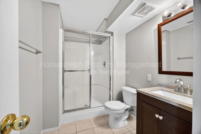 Building Photo - 166 Royallprairie Ln