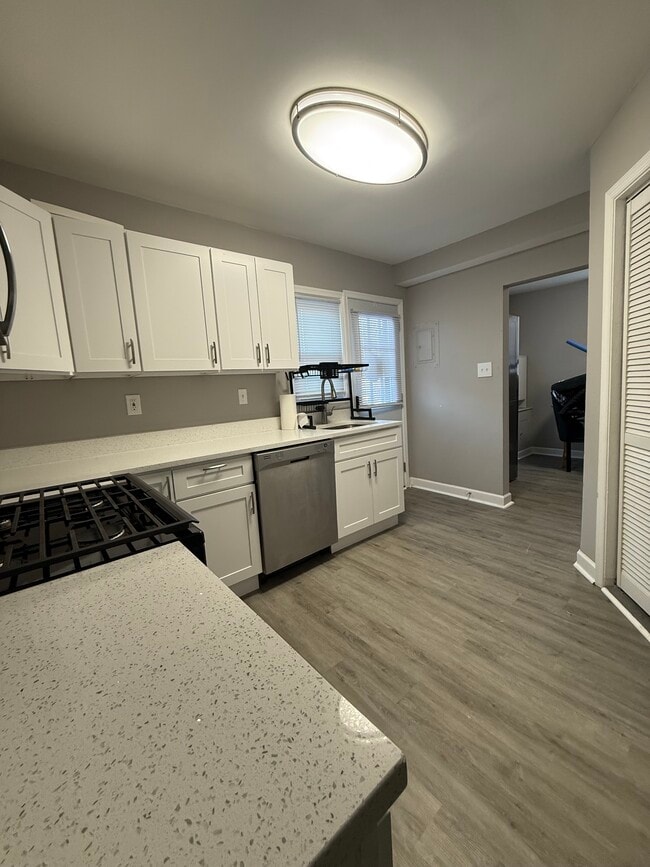 Building Photo - 612 New Jersey Ave