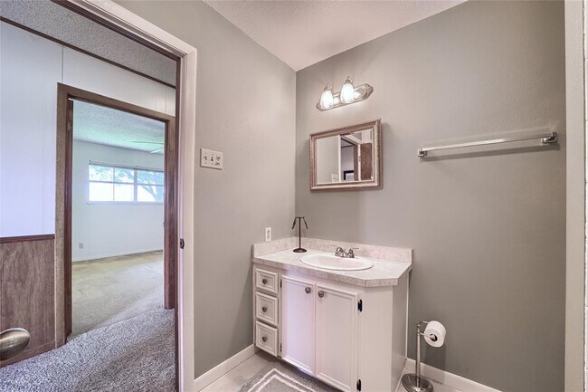 Building Photo - 801 Fm 971