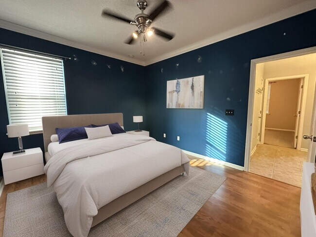 Building Photo - Adorable Home in Prime Location!