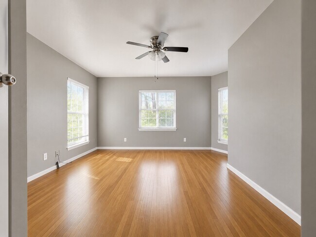 Building Photo - 1508 Darden Dr