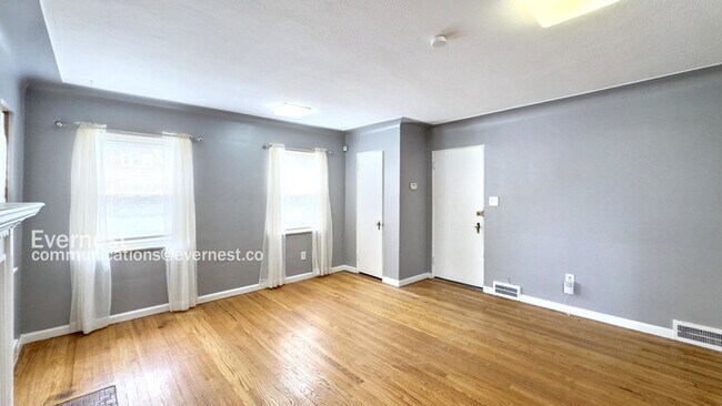 Building Photo - 17329 Kentucky St