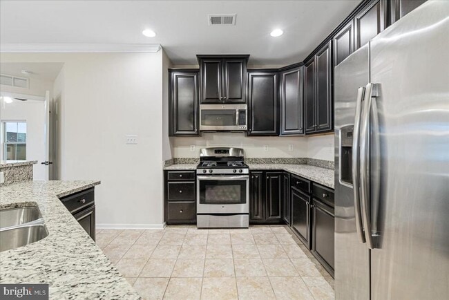 Building Photo - 6501 Walcott Ln