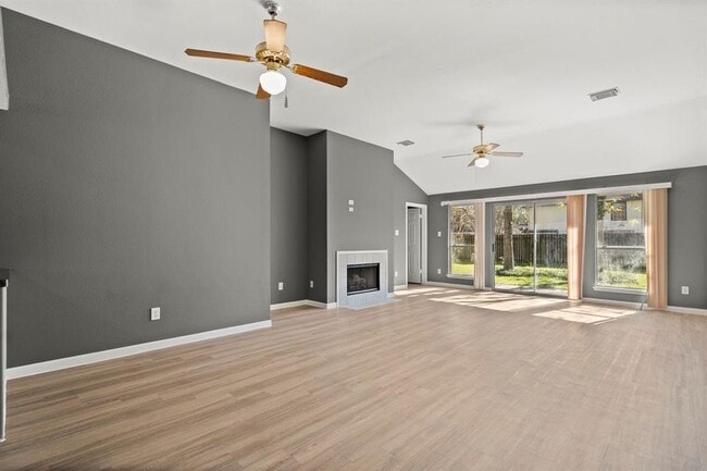 Building Photo - 2006 Kelona Dr