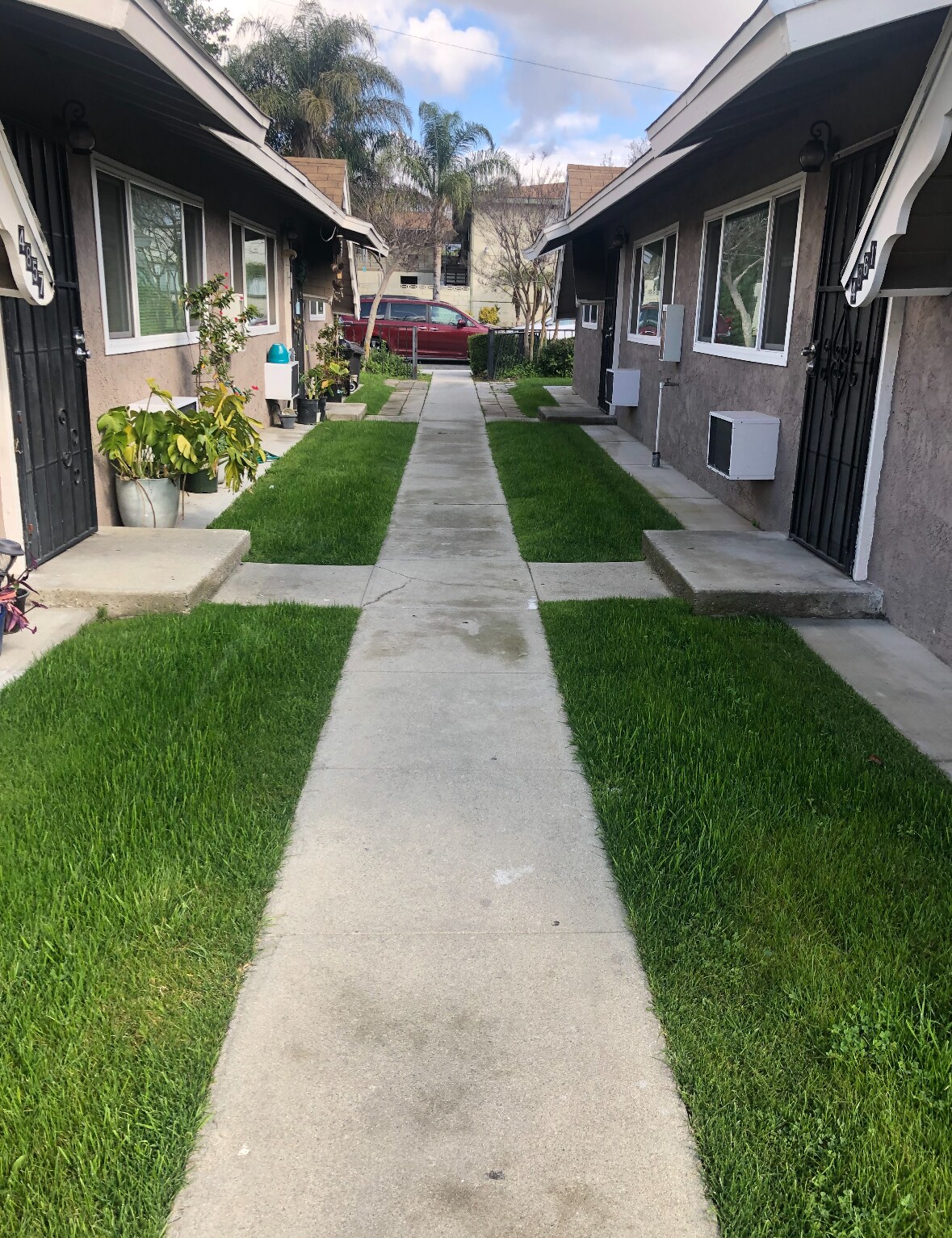 Building Photo - 4859 Canoga St