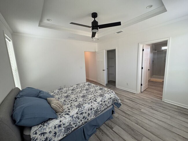 Building Photo - 1634 Voyager Dr