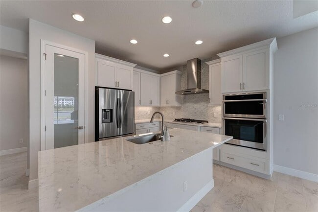Building Photo - 133 Van Gogh Cove