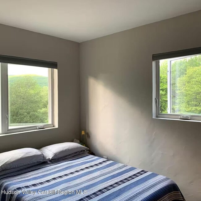 Building Photo - 501 Cold Brook Rd