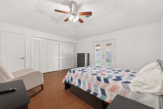 Building Photo - 1506 Apple Park Dr