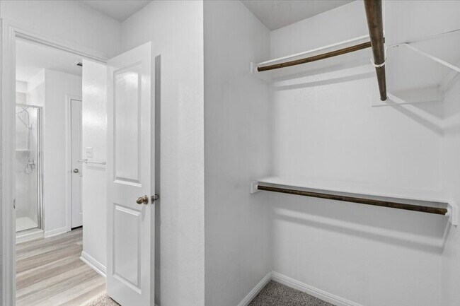 Building Photo - 19040 Kimberlite Dr