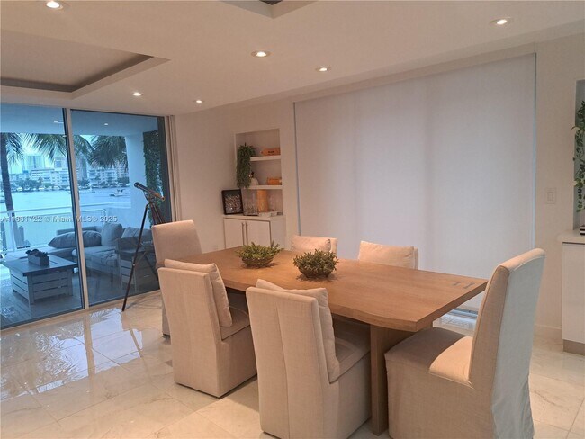 Building Photo - 468 Golden Isles Dr