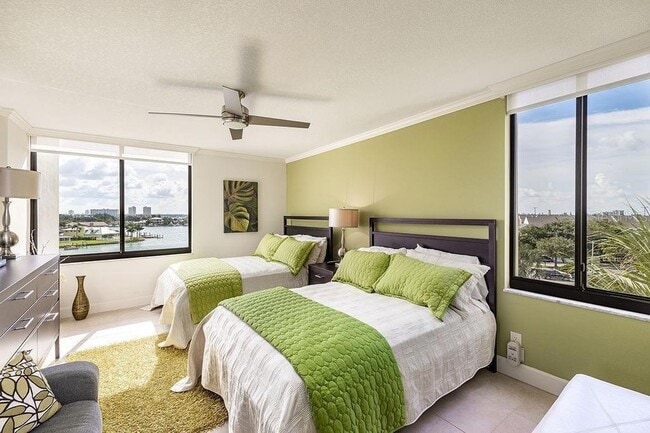 Building Photo - 9425 Blind Pass Rd