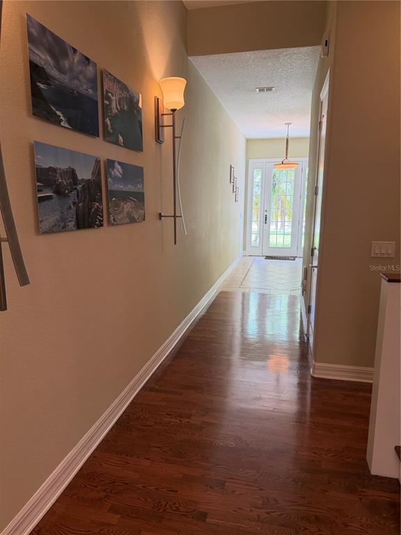 Building Photo - 1009 Elmwood St