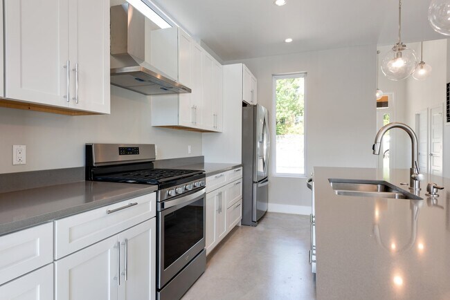 Building Photo - 3107 Walling Dr