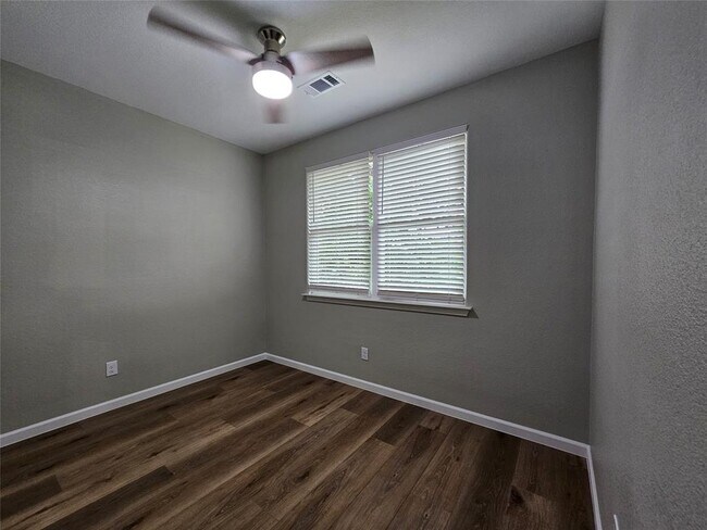 Building Photo - 169 Chickasaw