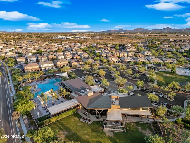 Building Photo - 3258 E Tina Dr