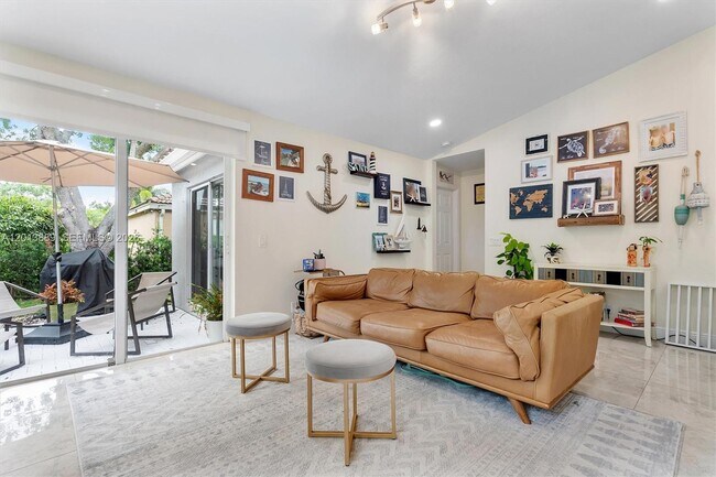 Building Photo - 1516 Zenith Way