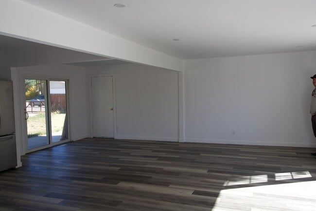 Building Photo - 8585 E Costilla Pl