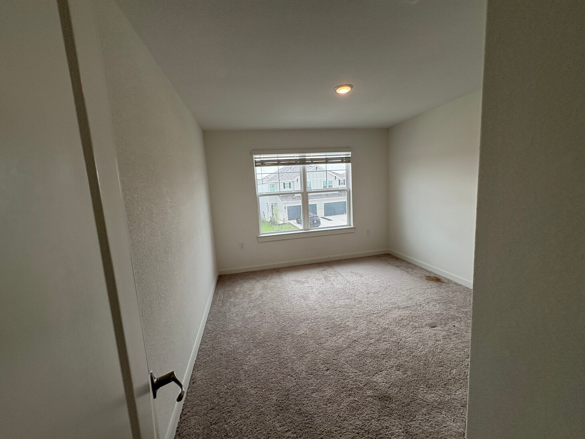 Building Photo - 7408 Sparkling Light Dr