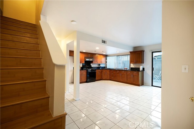 Building Photo - 9471 Cortada St