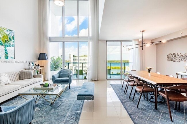 Building Photo - 7928 East Dr