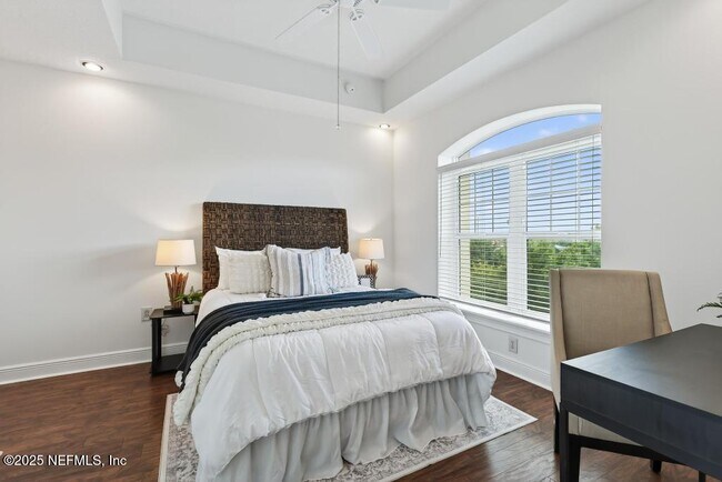 Building Photo - 4300 S Beach Pkwy
