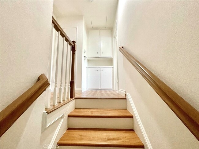 Building Photo - 12100 Montecito Rd