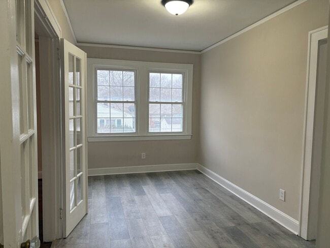 Building Photo - 2 Bedroom, 1 Bathroom House in Winston-Salem!