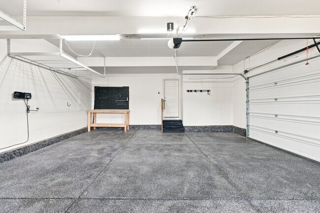 Building Photo - 956 W 900 S