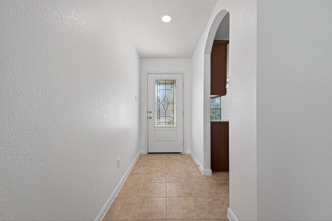 Building Photo - 22615 Harrington Field Dr