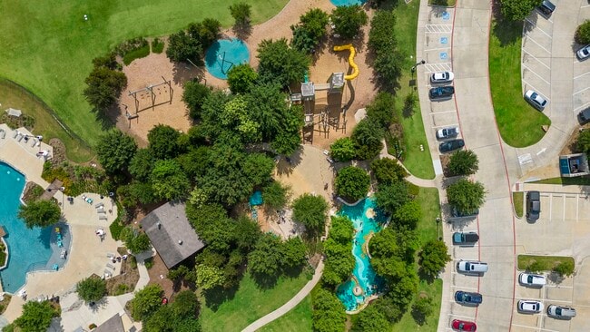 Building Photo - 6006 Lamb Creek