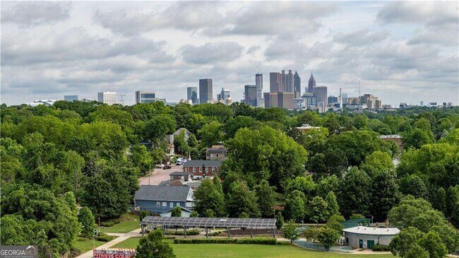 Building Photo - 1205 Skylar Ln SE