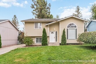 Building Photo - Recently Updated Single Family Home On The...