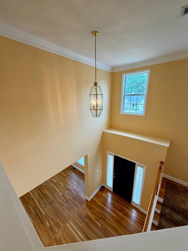 Building Photo - Stunning 5BR Retreat in Gated Village at Telfair